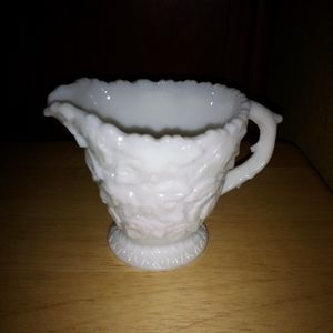 Vintage ivy pattern Westmoreland creamer